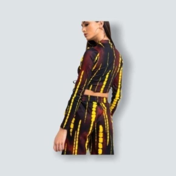 XL AKIRA Laced Sides Tie Dye Fitted Crop Top Blouse New With Tags - Picture 4 of 4